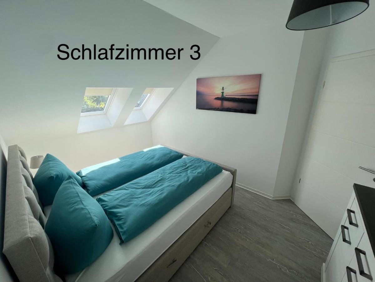 Doppelhaushaelfte Mit Terrasse Villa Elmenhorst/Lichtenhagen Kültér fotó